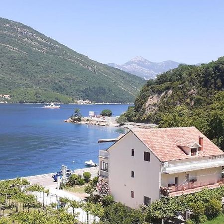 Stevovic Apartments Tivat Kültér fotó