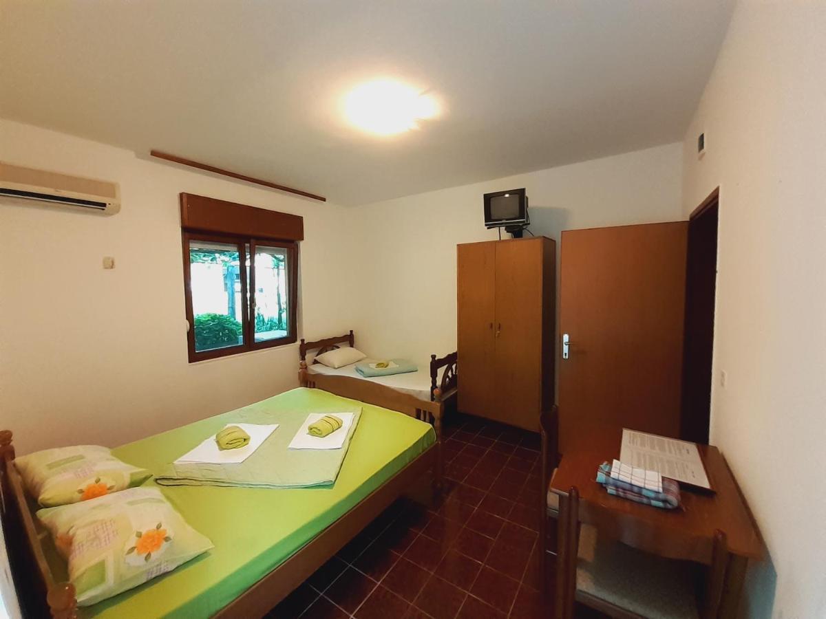 Stevovic Apartments Tivat Kültér fotó