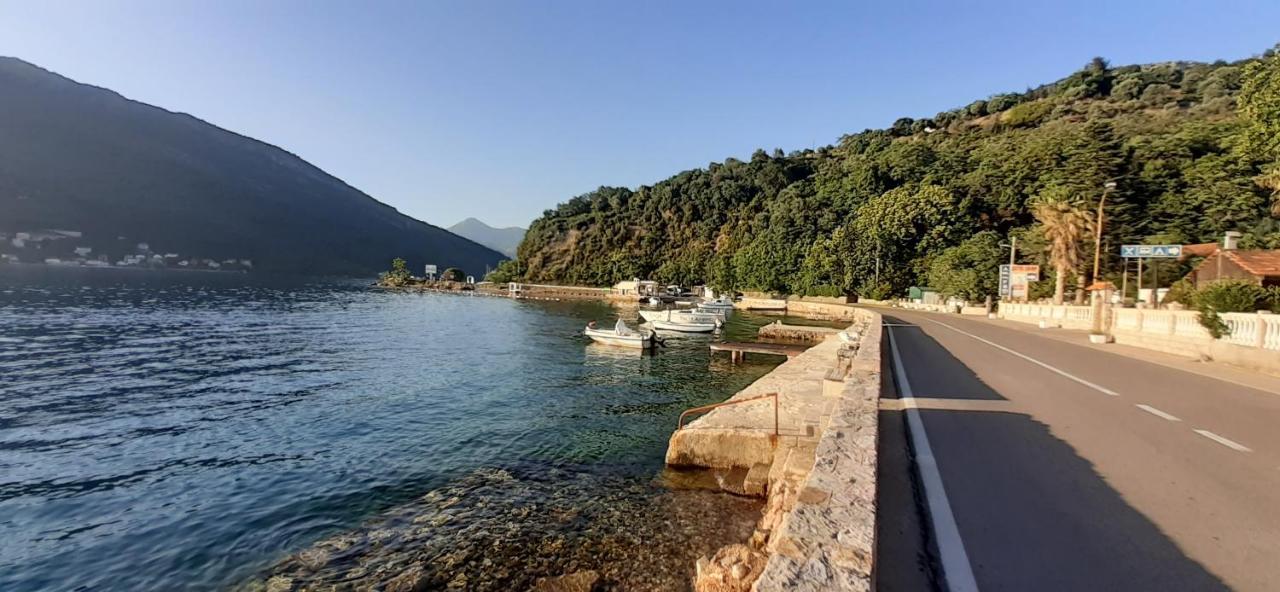 Stevovic Apartments Tivat Kültér fotó