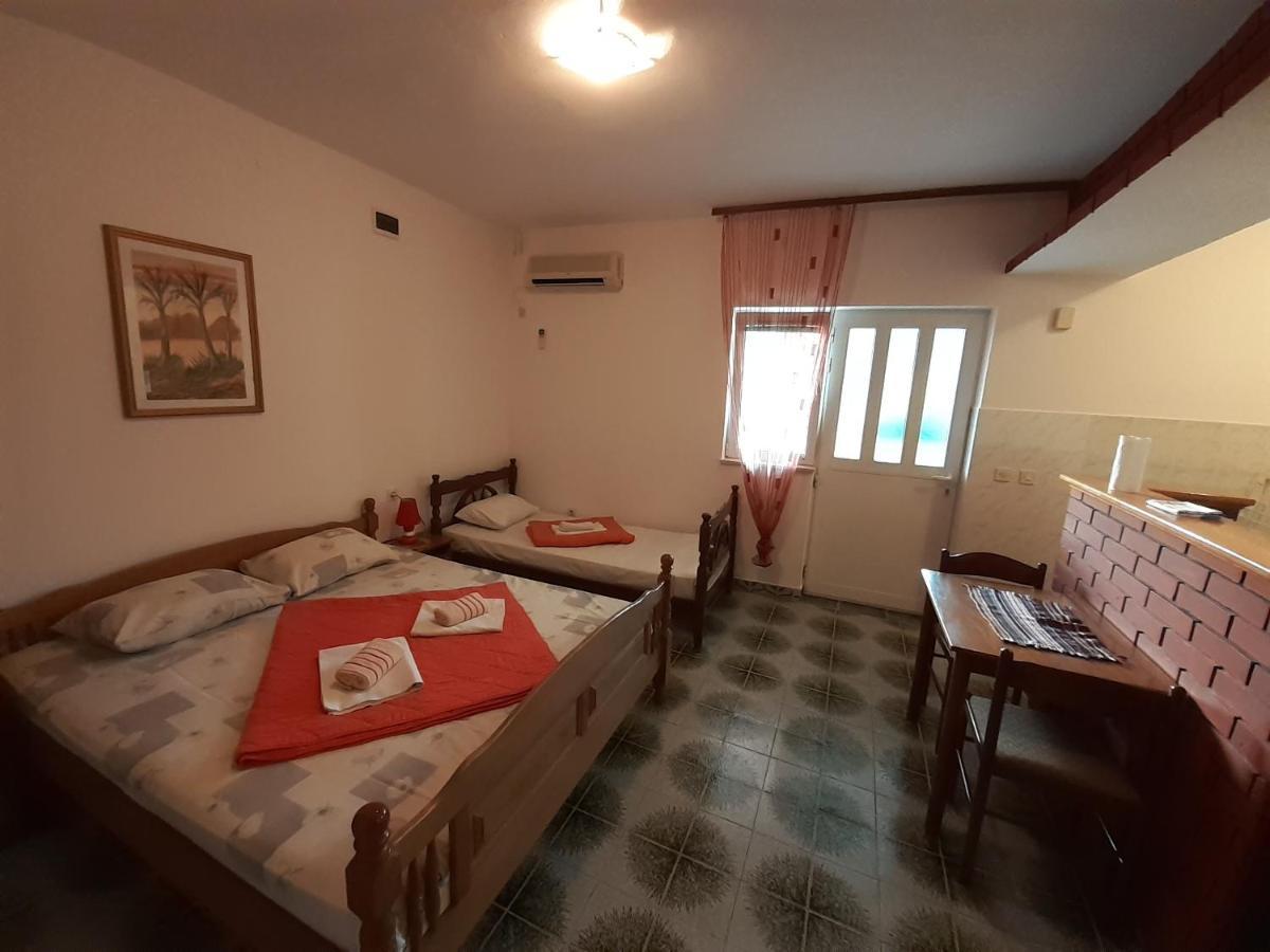 Stevovic Apartments Tivat Kültér fotó