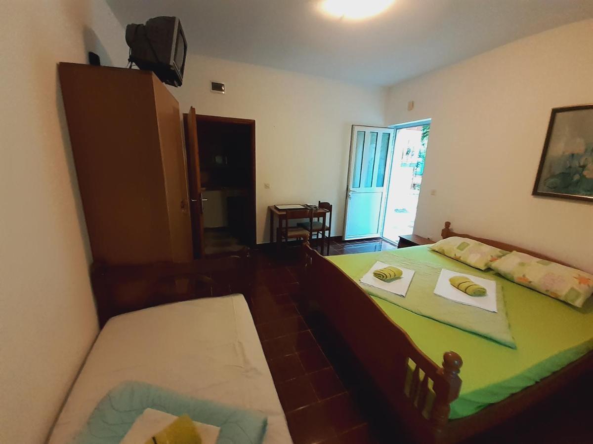 Stevovic Apartments Tivat Kültér fotó
