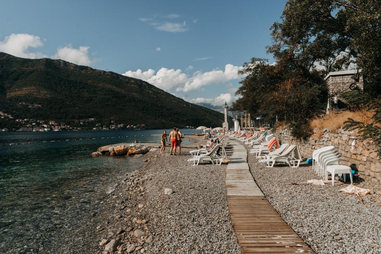 Stevovic Apartments Tivat Kültér fotó