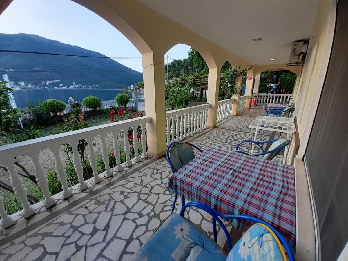 Stevovic Apartments Tivat Kültér fotó