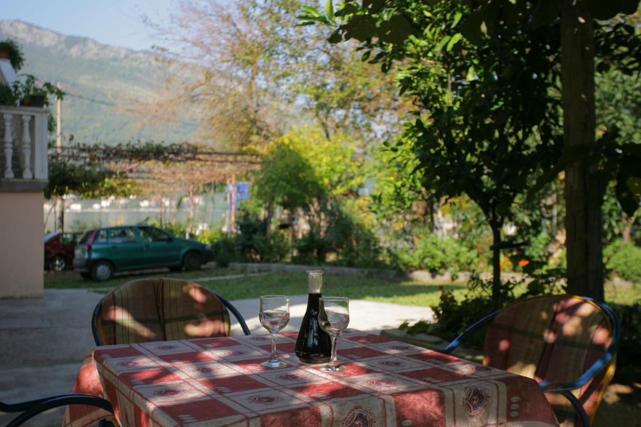 Stevovic Apartments Tivat Kültér fotó