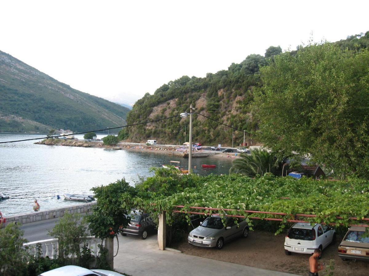 Stevovic Apartments Tivat Kültér fotó