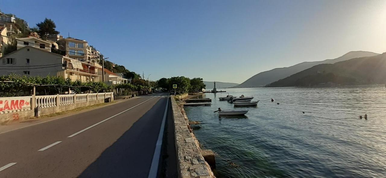 Stevovic Apartments Tivat Kültér fotó